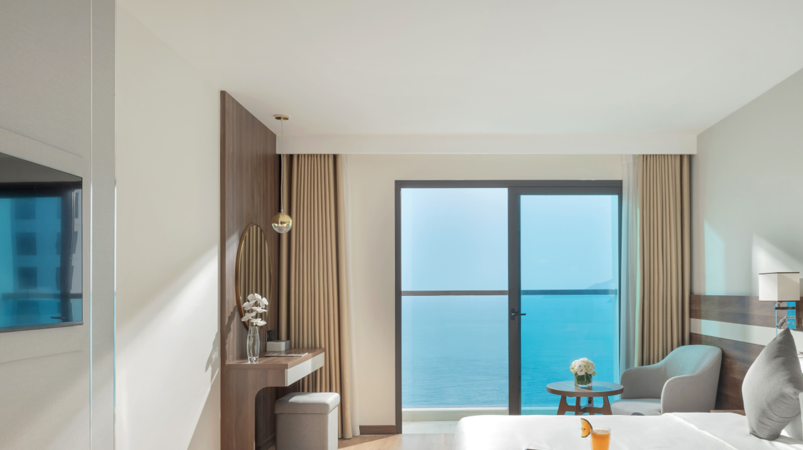 Premier Twin Room with Balcony - View