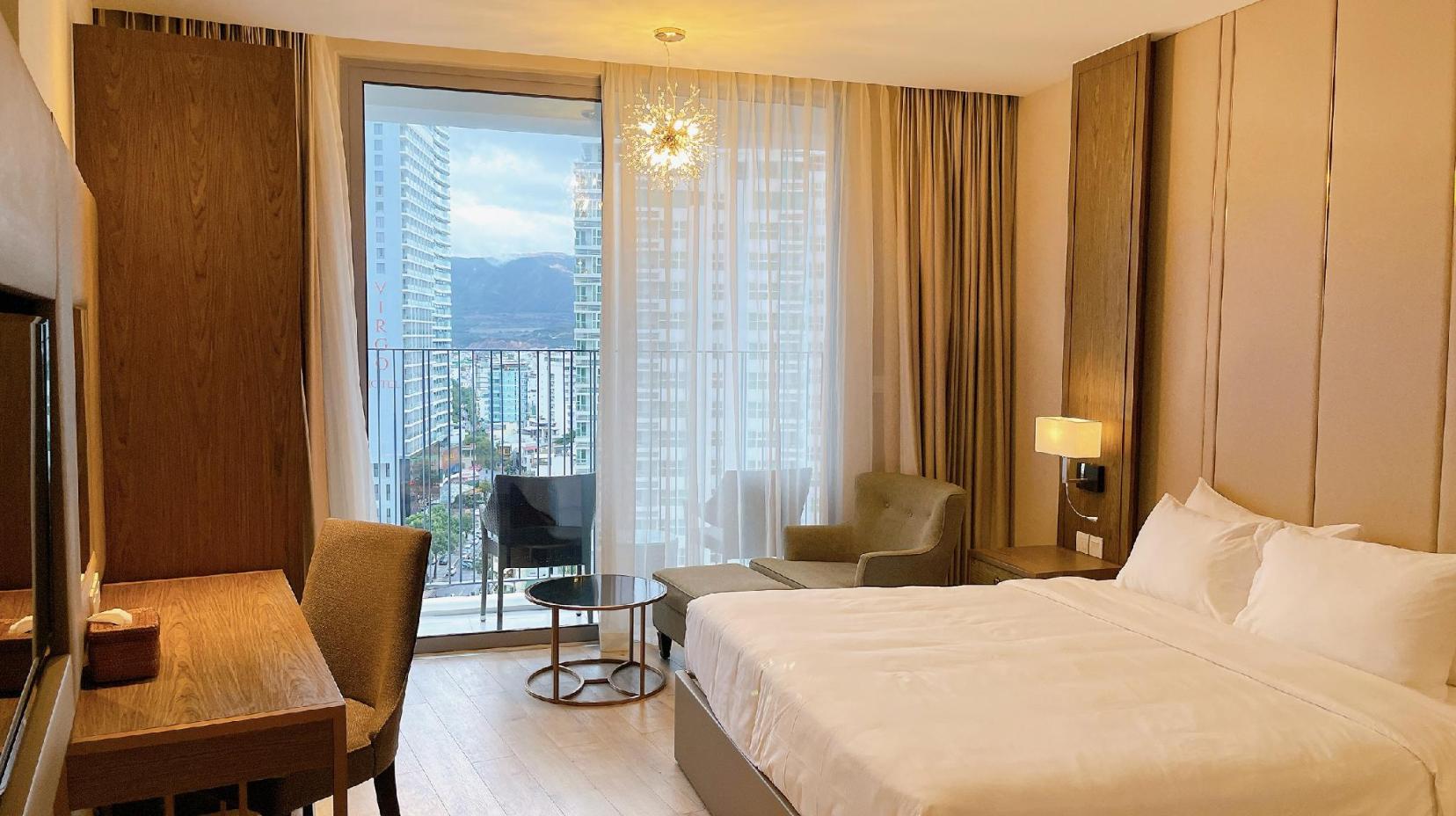 City View Room - King Bed