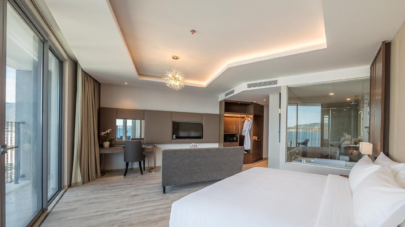 Executive Sea View - Bed