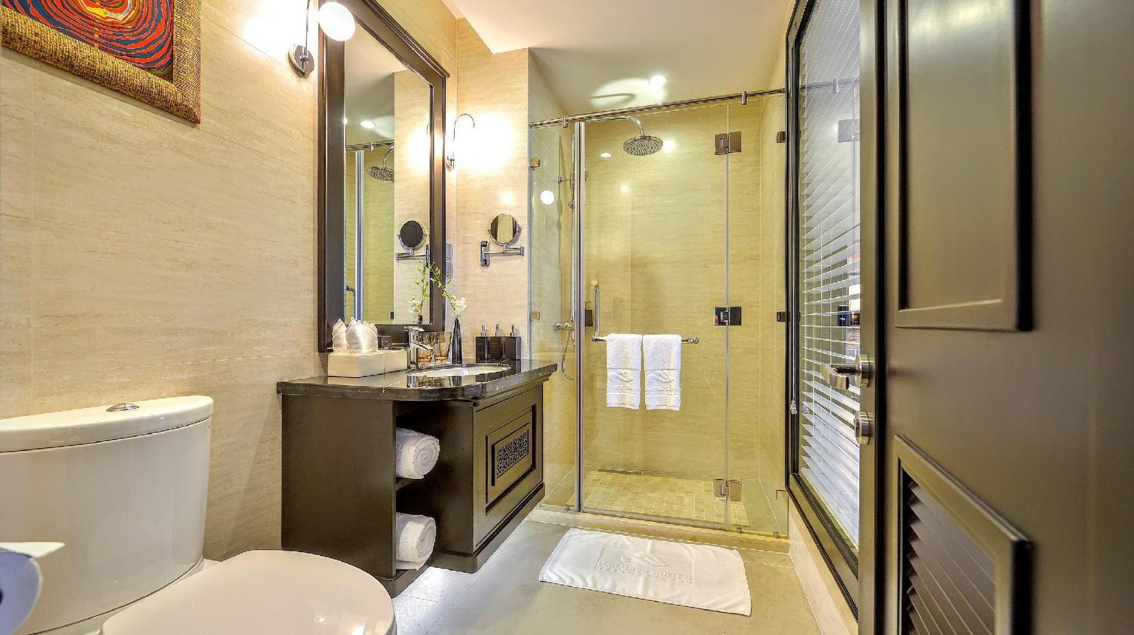 Classic Suite - Bathroom