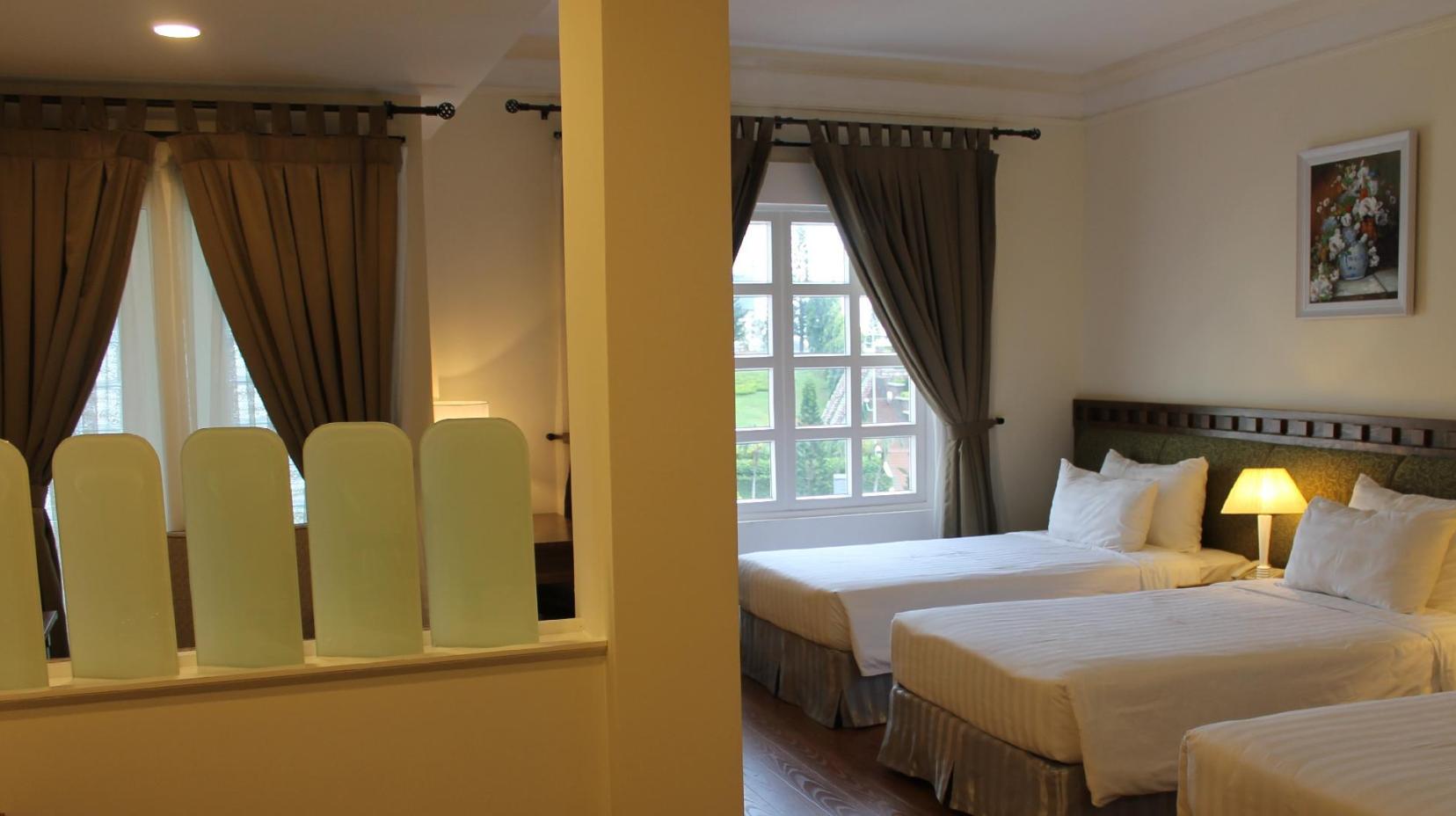 Deluxe Triple Room - View