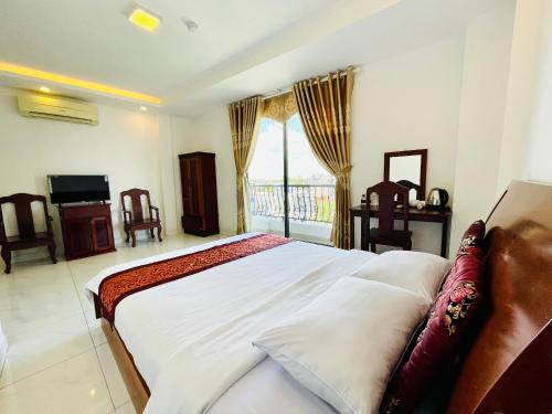 Deluxe Double Room with Balcony