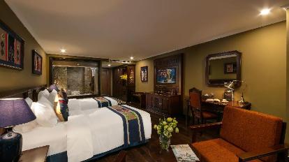 Superior City View Room with King Bed or 2 Single Beds - Bed