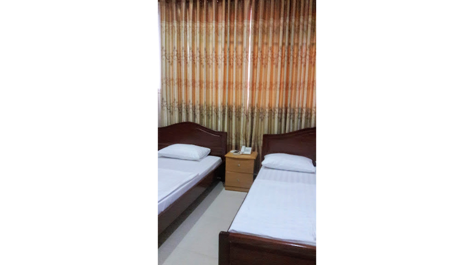 Triple Room - Bed