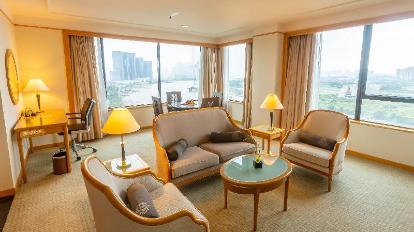 Executive Suite, Club level, Suite, 1 King, River view - View