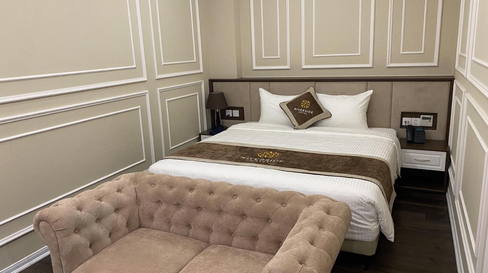 Superior King Room - Bed