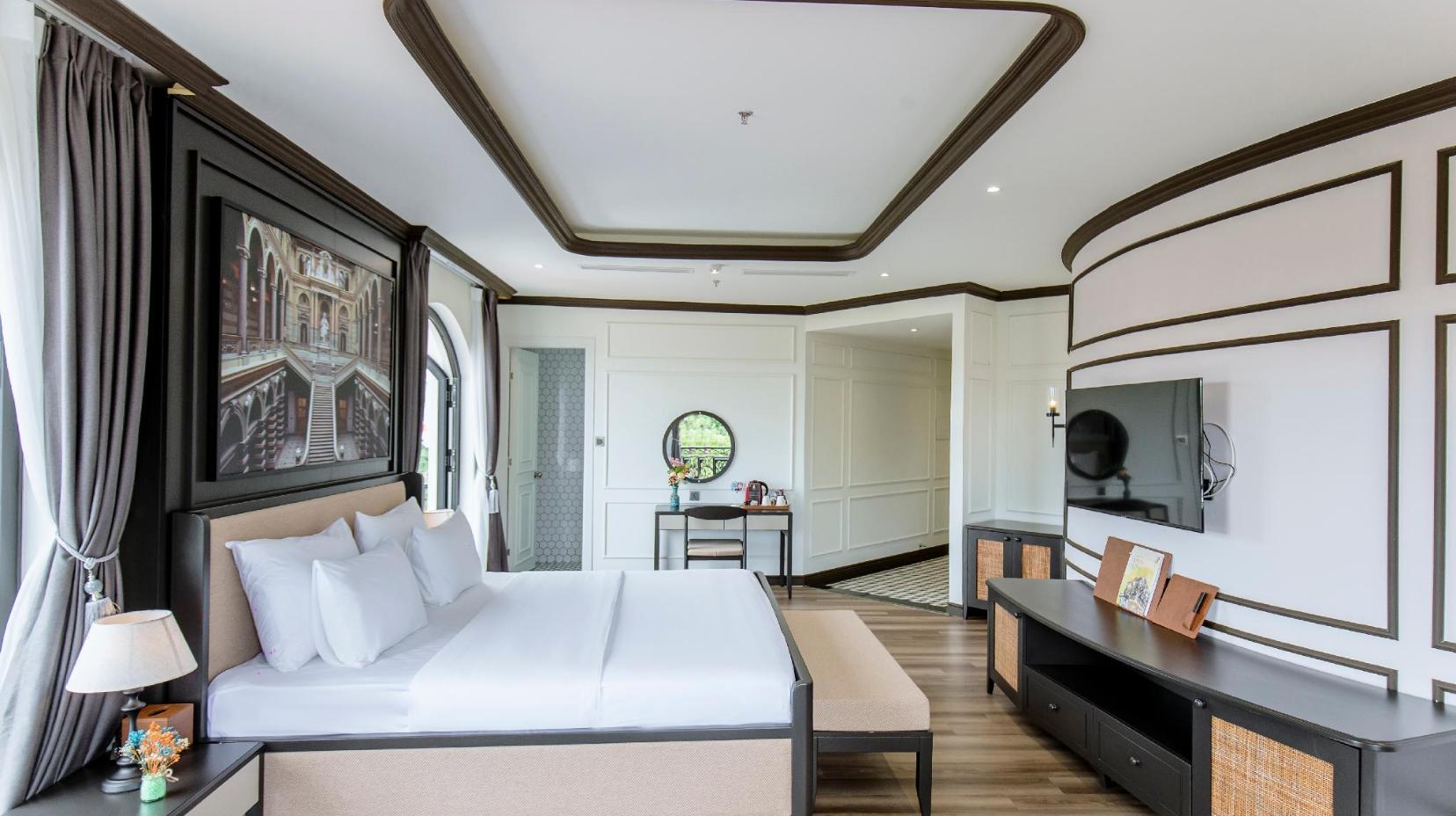 VIP Room 1 - Bed