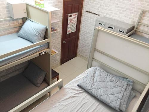 Bunk Bed in Mixed Dormitory Room