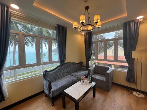 Suite with Balcony