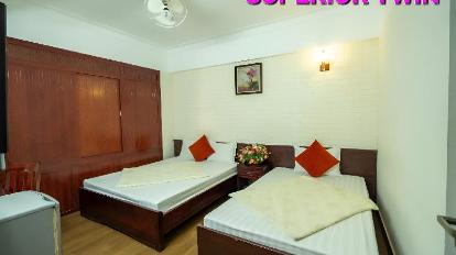 Triple Room - 1 Double Bed and 1 Single Bed - Bed