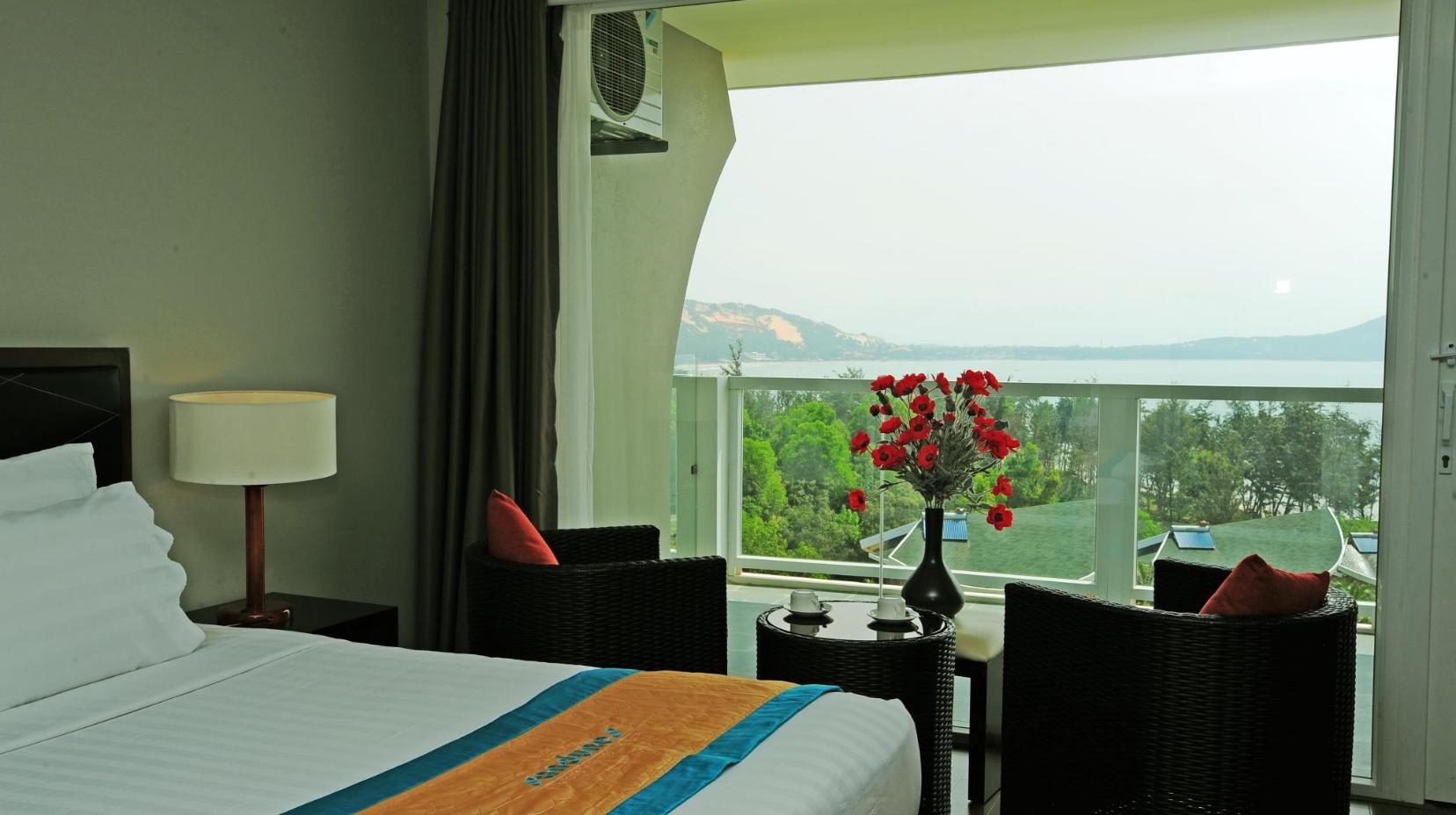 Grand Deluxe Ocean View - Bed