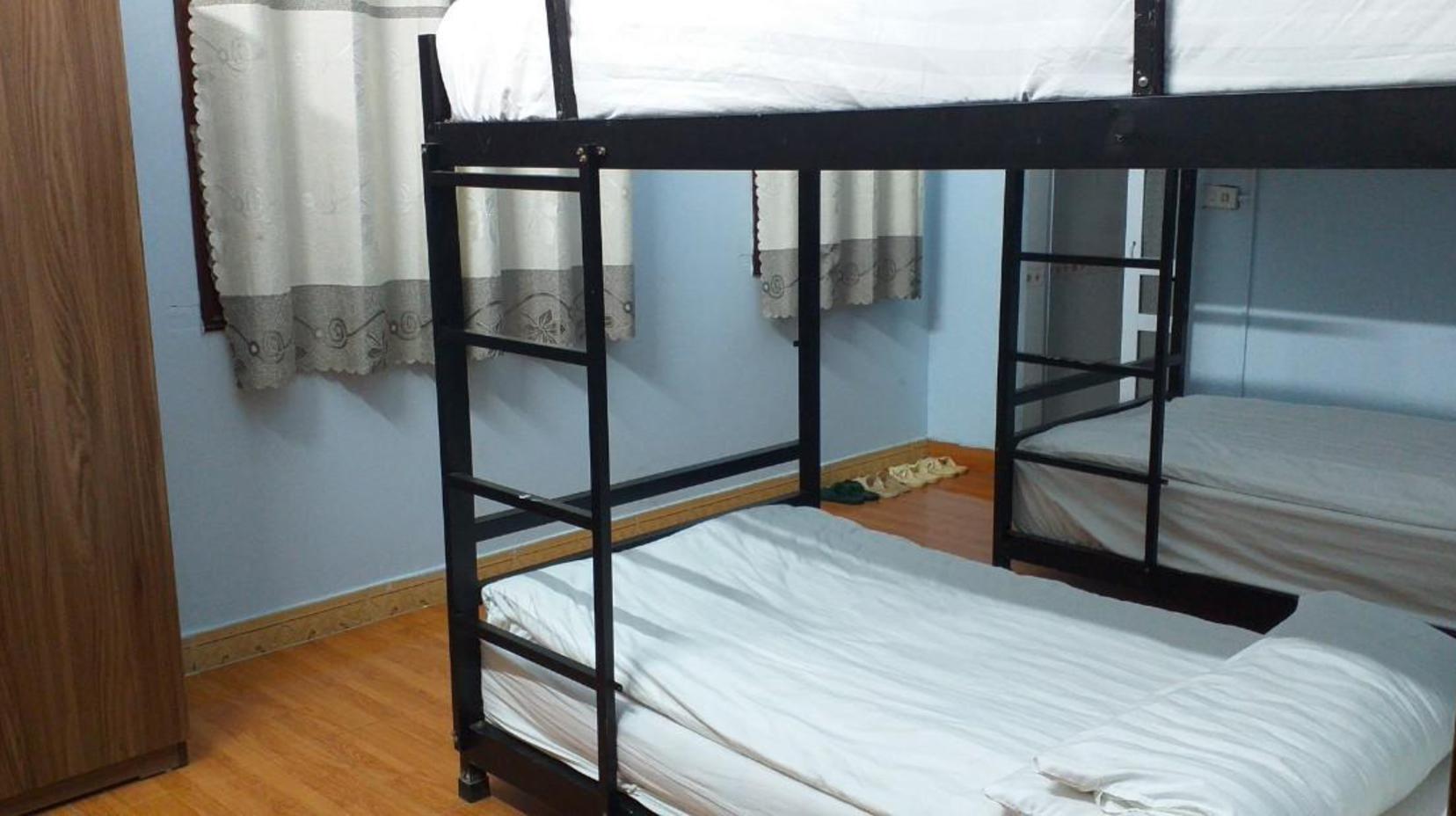 Single Economy - Bedroom