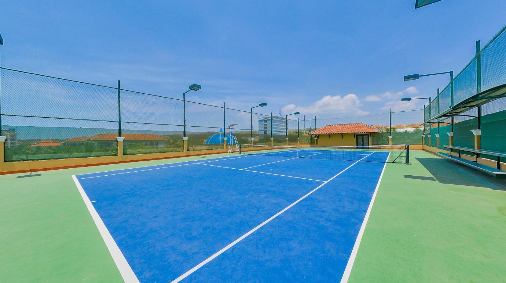 Tennis court