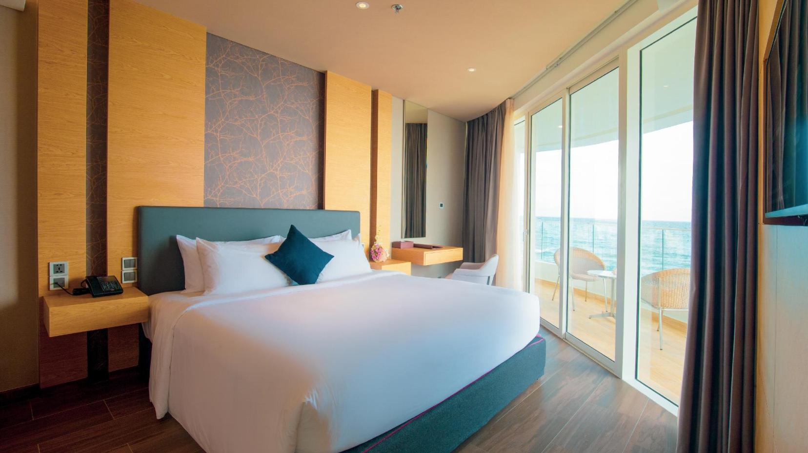 Junior Suite Ocean View - View