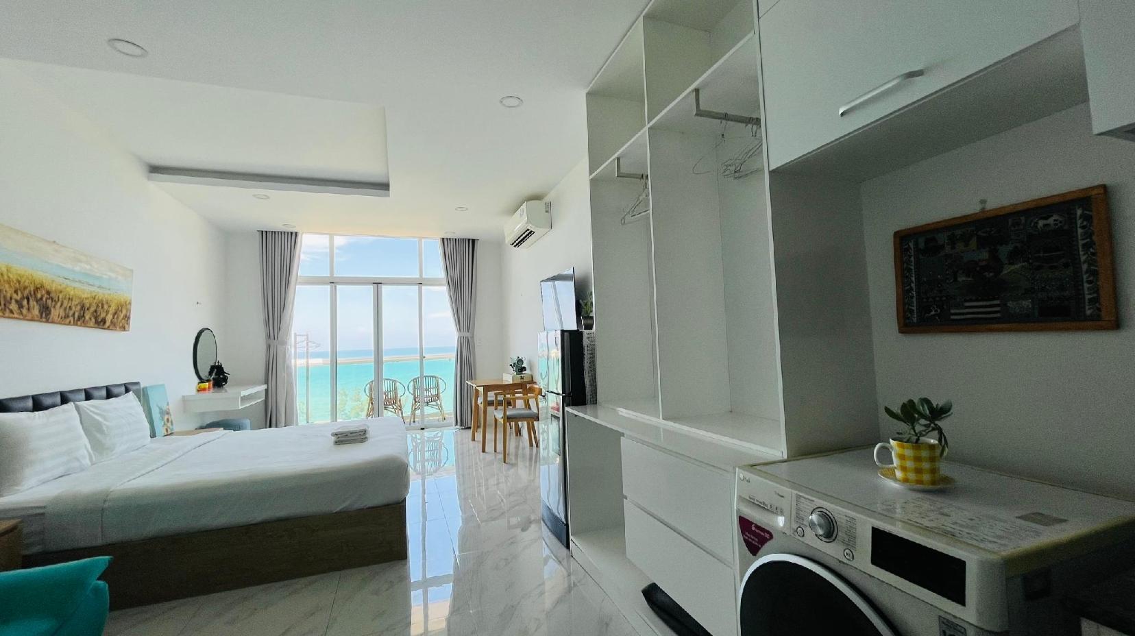 Sea View Family Guest Room