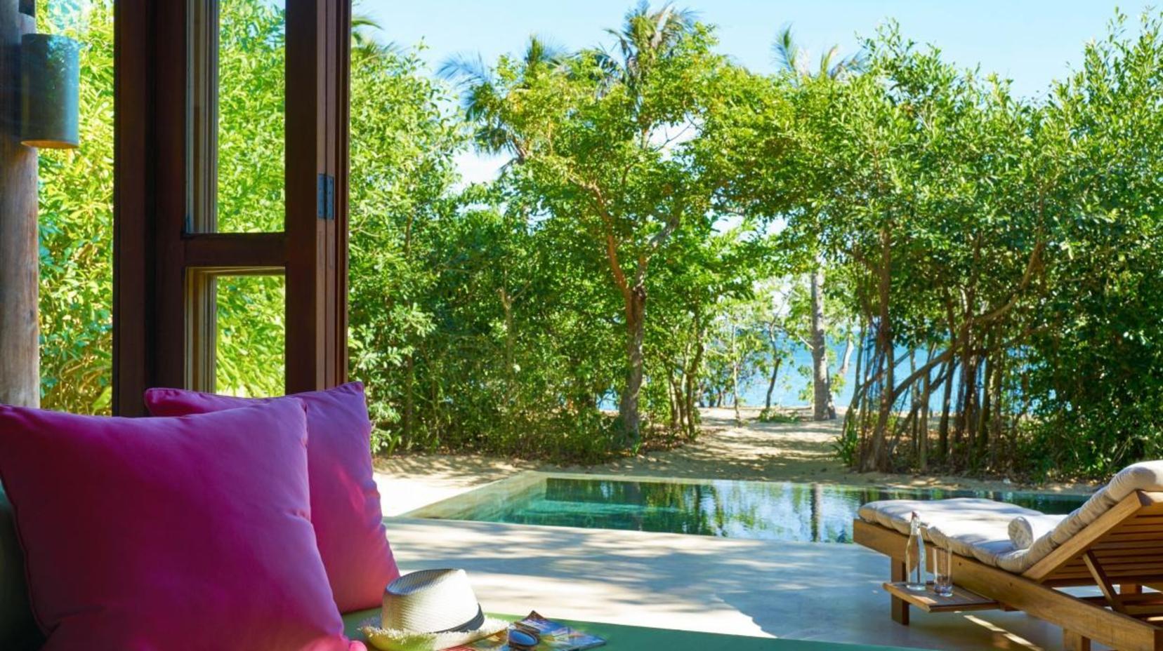 Family Beach Front Pool Villa - Interior view