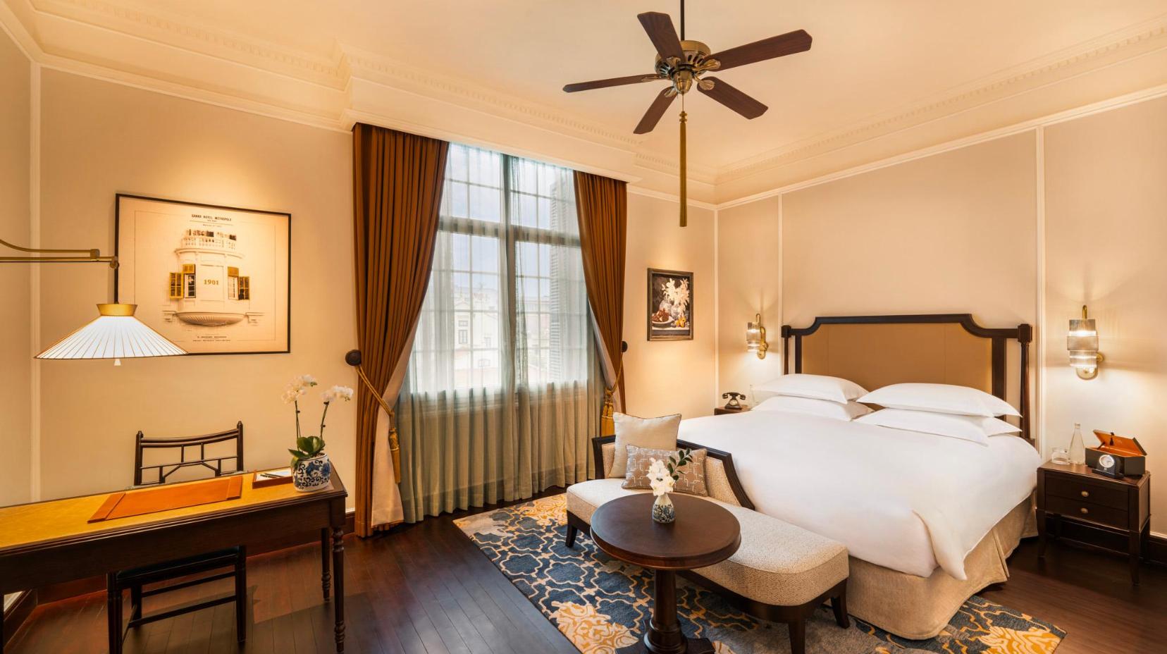 Heritage Wing, Grand Luxury Room With Metropole Privileges And Benefits, King Bed - View