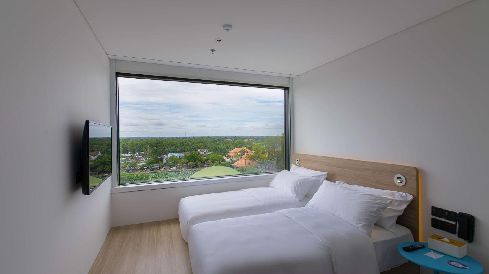 Deluxe Twin City View - Guestroom