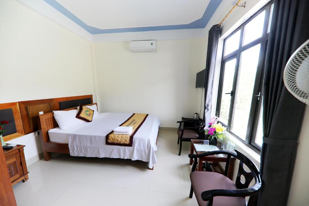 Deluxe Double or Twin Room with River View