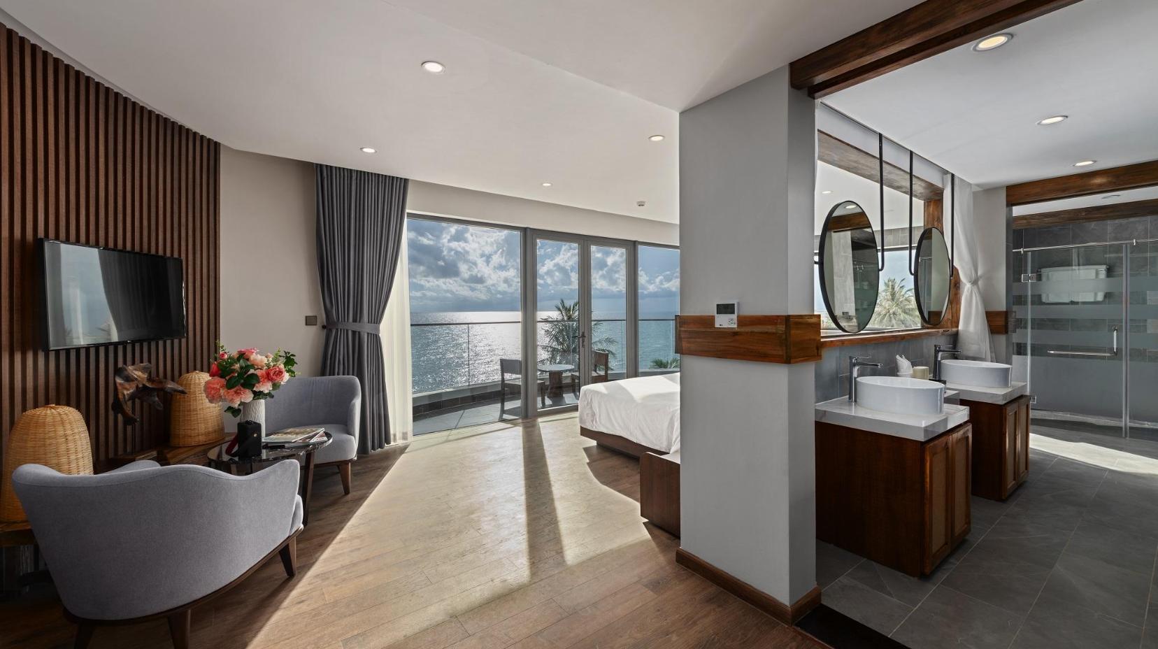 Ocean View Panorama Grand Suite - View