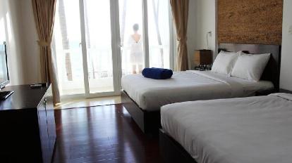 Deluxe Sea View With 2 Double Beds