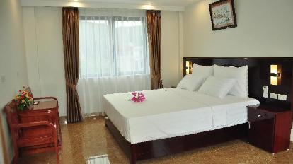 Double Room - Bed