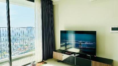 3 Bedroom Apartment, City view - Interior view