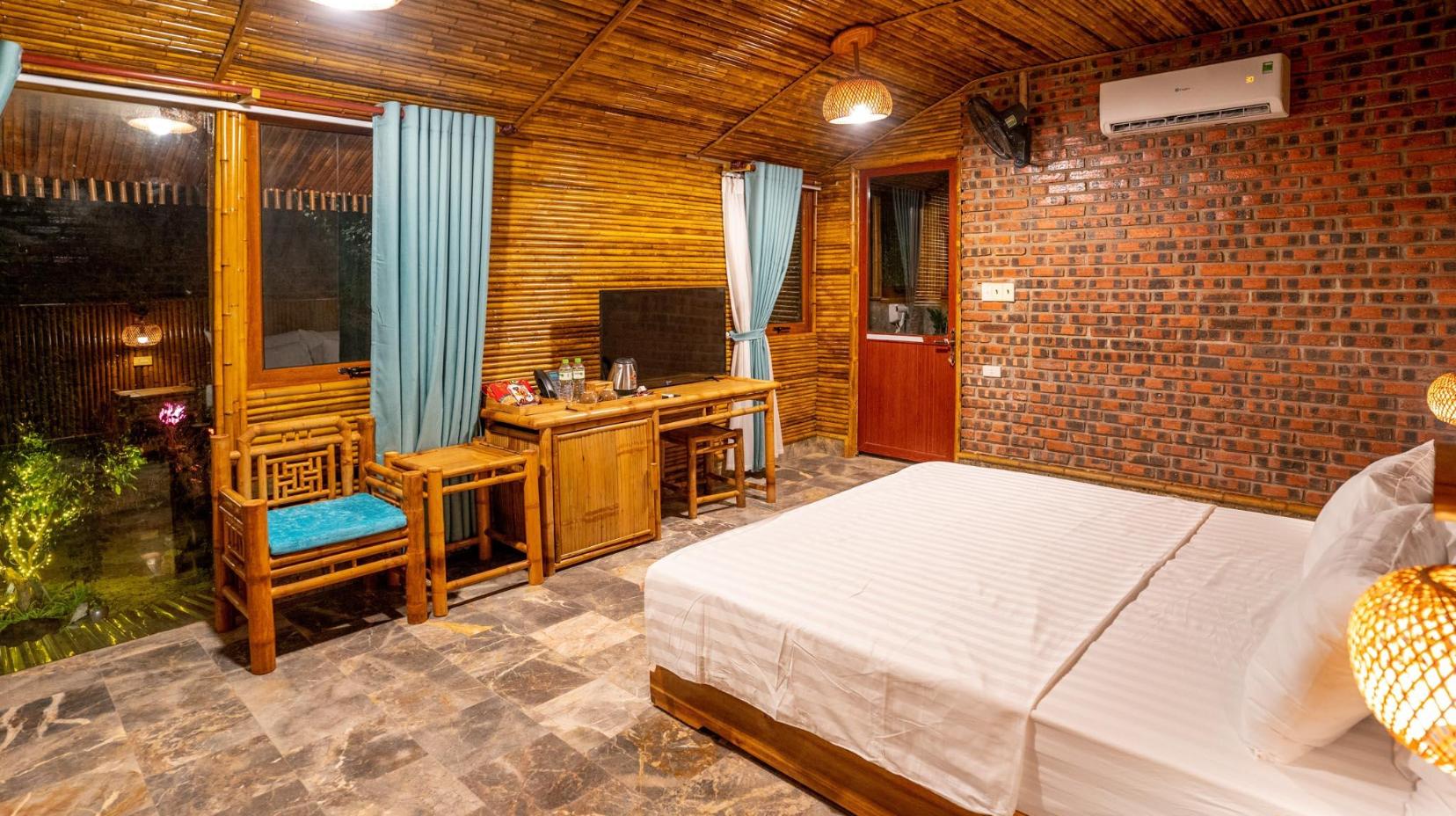 Standard Double Room - Adult Only, Non-Smoking - Bed