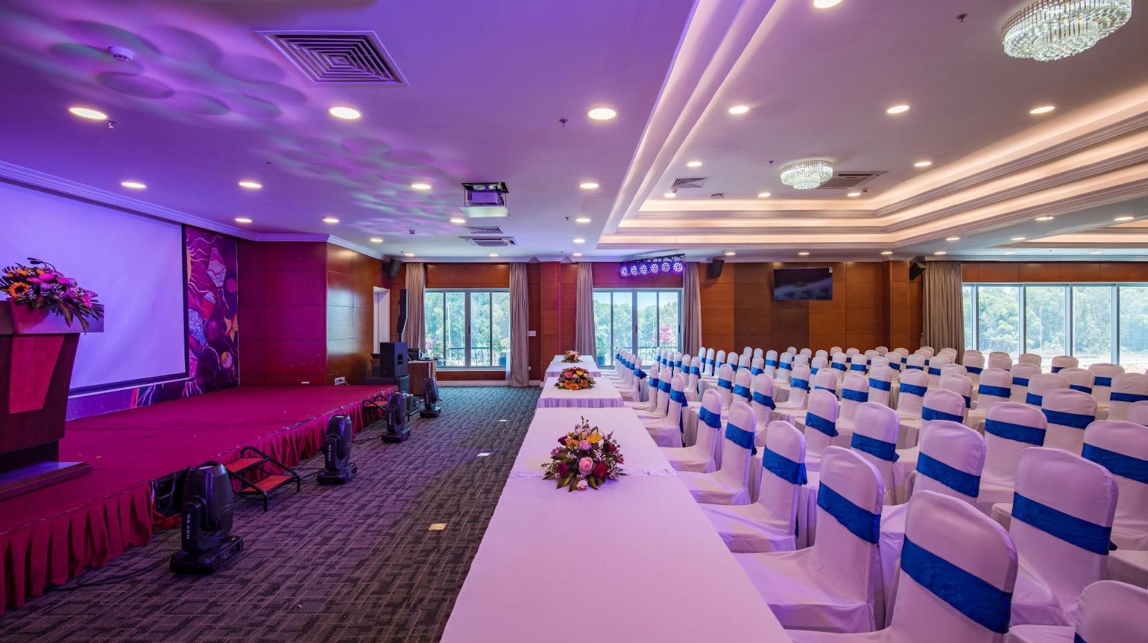 Meeting room / ballrooms