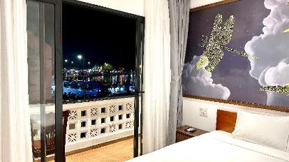 River View Room with Balcony - Balcony/terrace