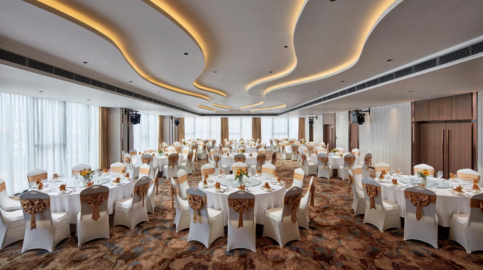 Banquet hall