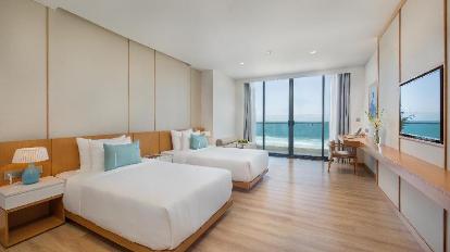 Premier Oceanfront Twin Room - View