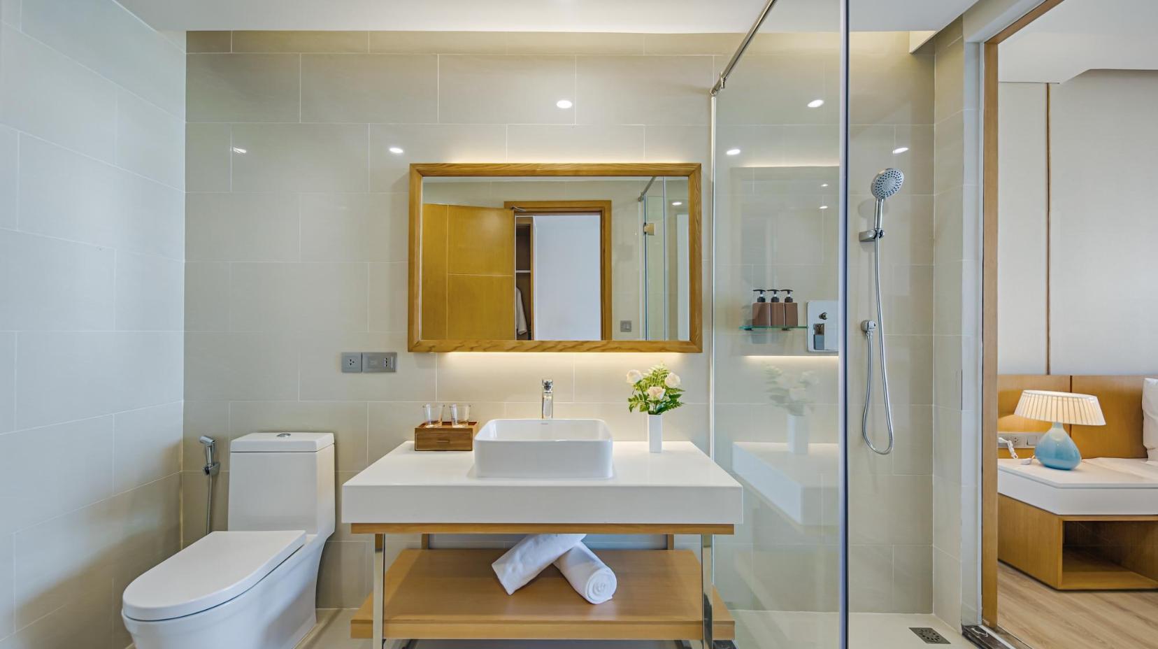 Premier City View King Room - Bathroom