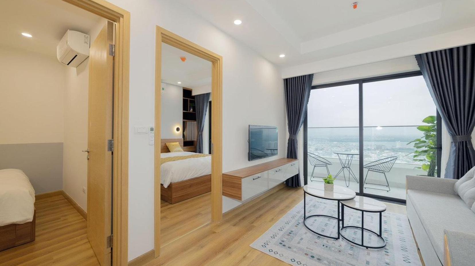 Two-Bedroom Ocean View Apartment - Guestroom