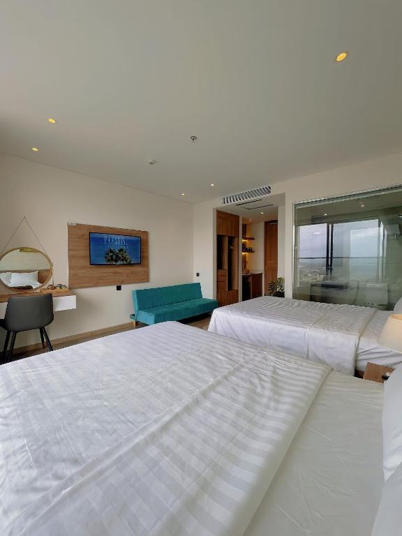 Quadruple Room with Sea View