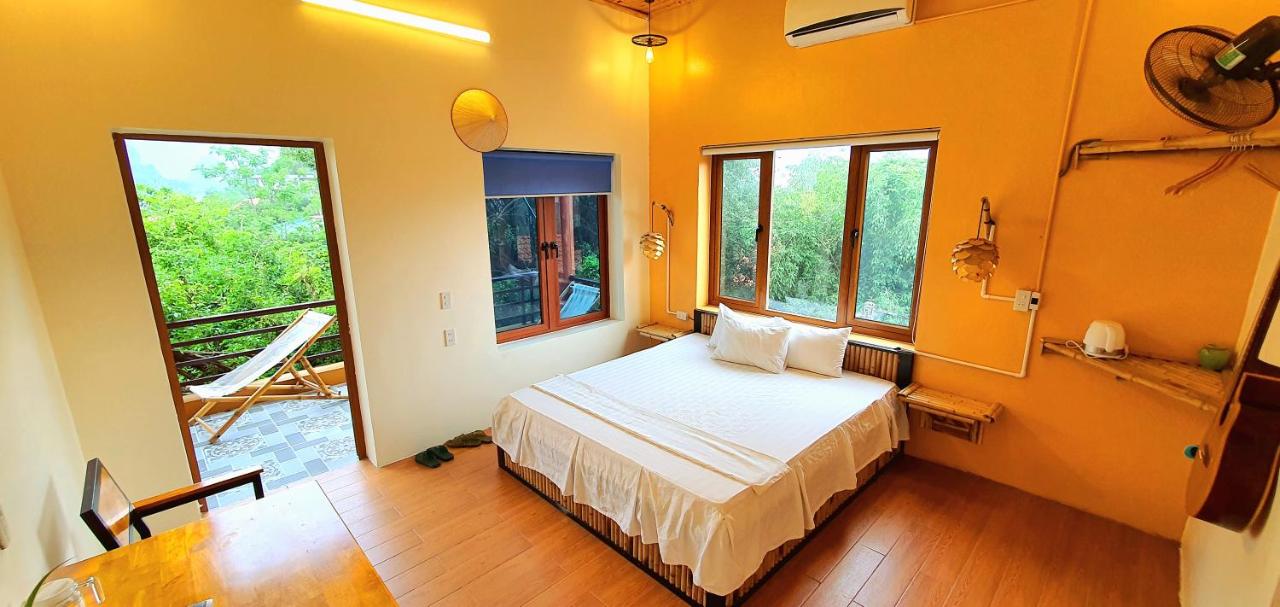 Double Room with Mountain View