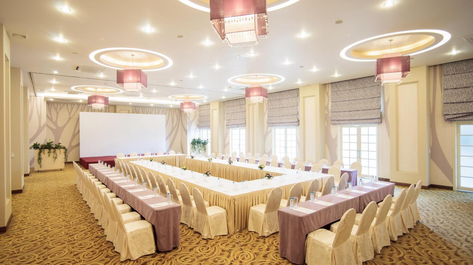 Meeting room / ballrooms