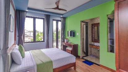 Superior Double Room with Balcony