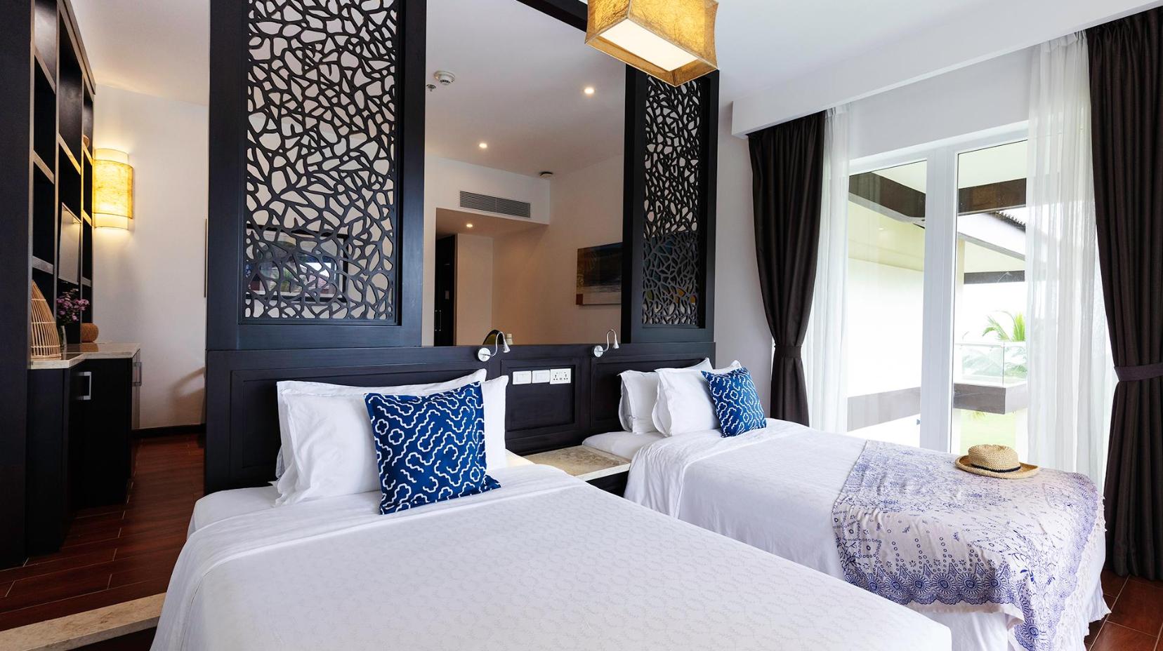 Junior Suite With Twin Beds - Bed