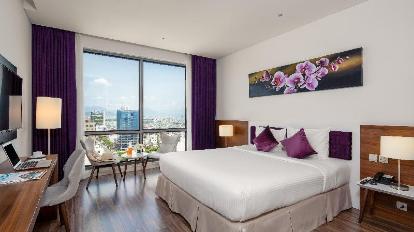 Deluxe Double with City View - Bed