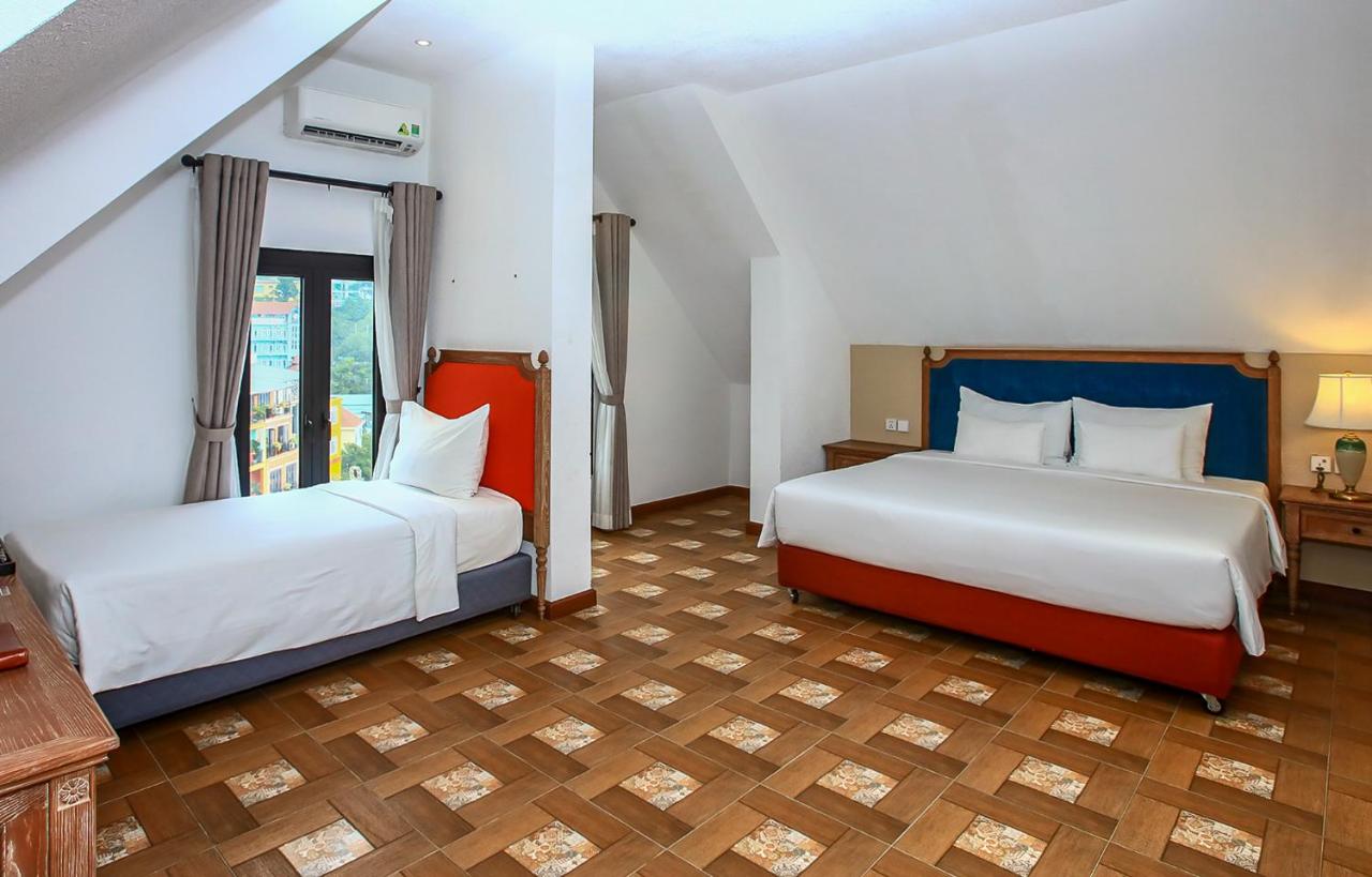 Deluxe Triple Room