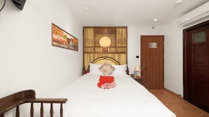 Deluxe Double Room with Balcony - Bed