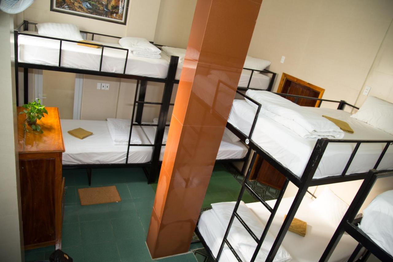 Bed in 8-Bed Mixed Dormitory Room