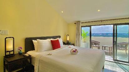 Deluxe Rooftop Room, Riverside View, Balcony - Guestroom