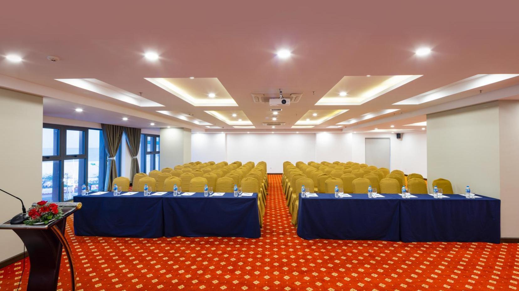 Meeting room / ballrooms